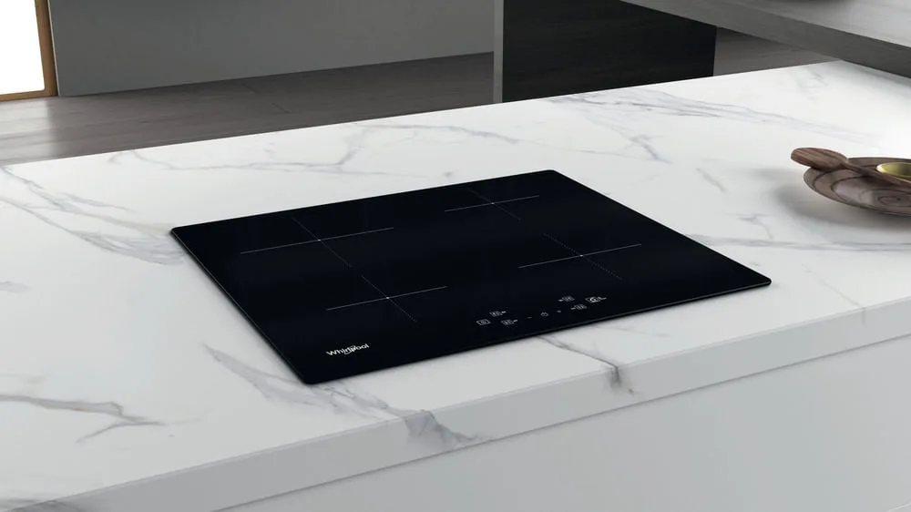 Whirlpool Plaque induction 4 foyers 6ème SENS WSQ2160NE